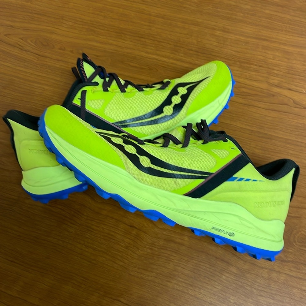 Men’s Saucony Xodus Ultra Trail Running Shoes - Worn TWICE.